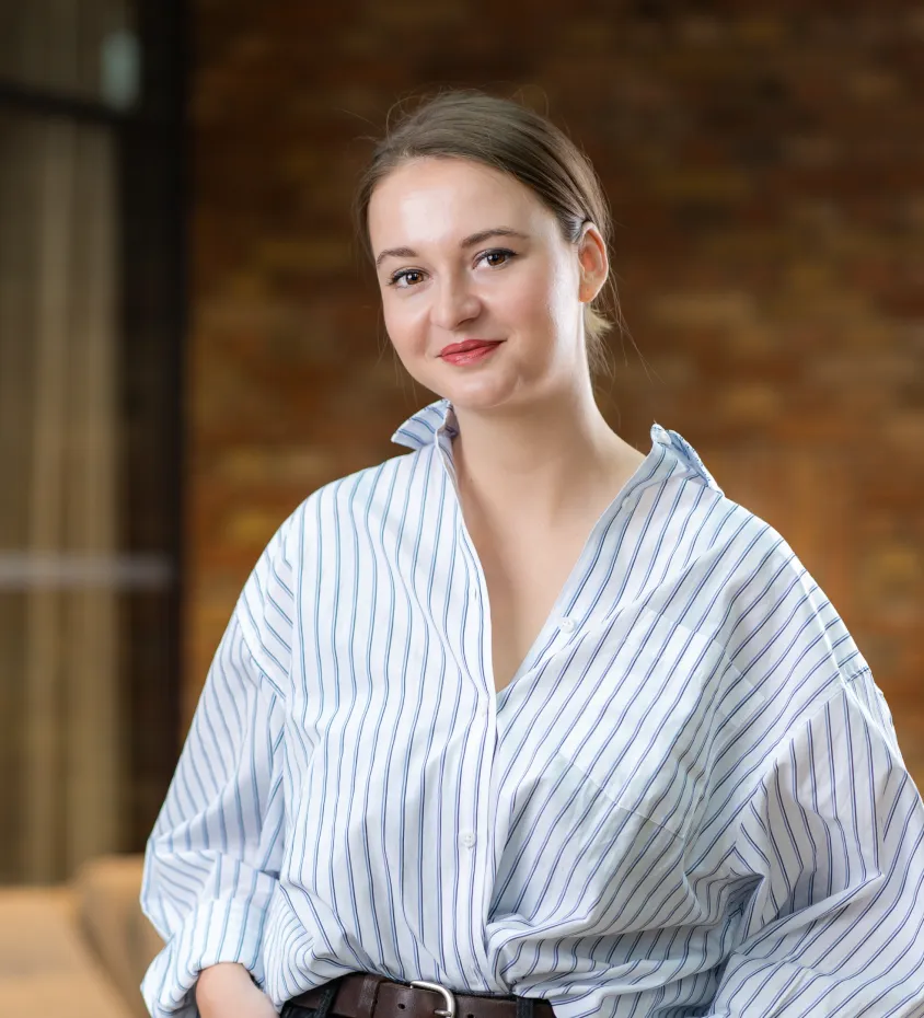 A portrait of a content strategist of Mark We Trust.